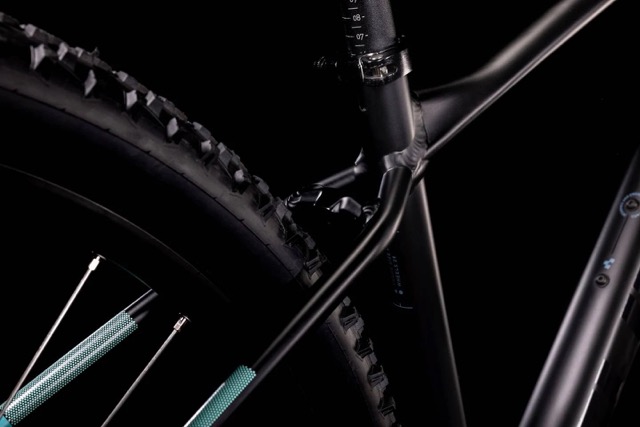 Bici Cube Access Ws Black´n´Blue 2022